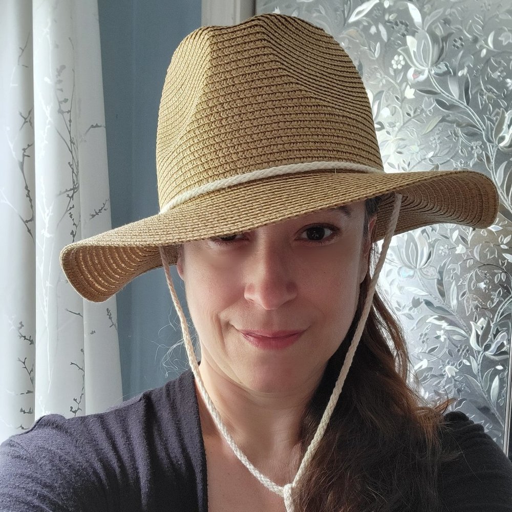 Meet your Posher, Jennifer